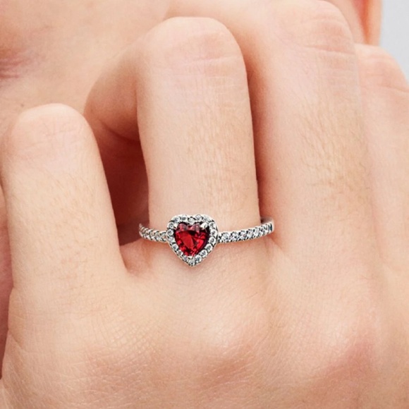 ‘Pandora ’s Box’ Elevated Heart Ring Red - Picture 3 of 3